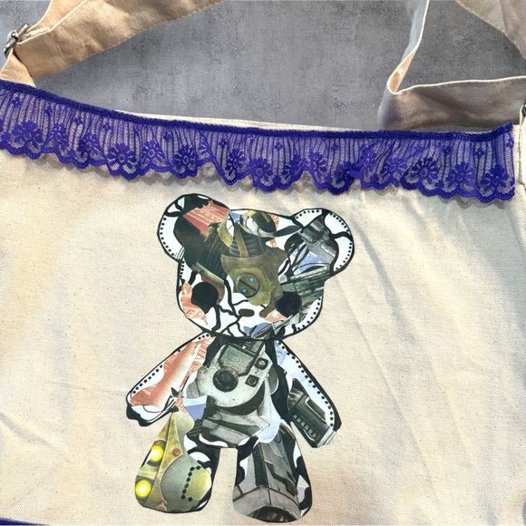 Custom cream and purple tote bag - Picture 13 of 15